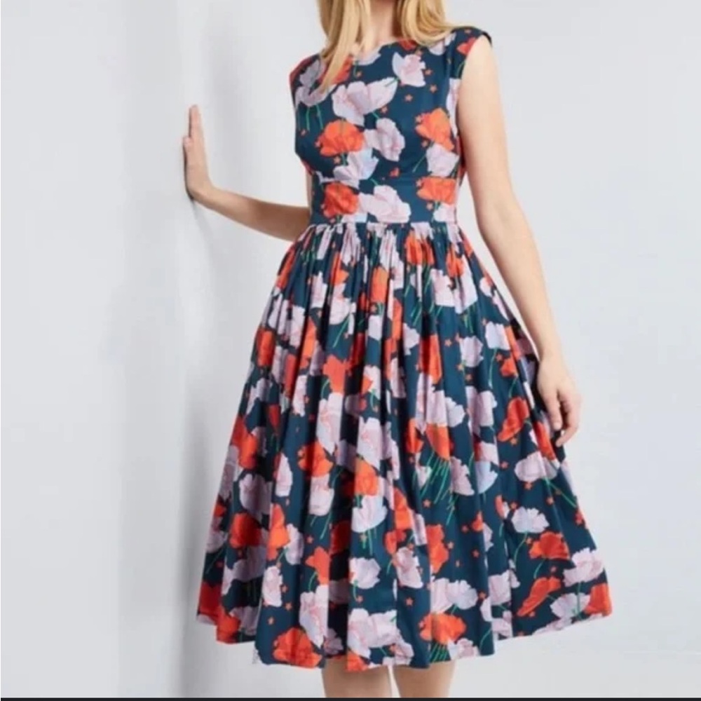 ModCloth Fabulous fit and flare poppies fit and flare midi dress Sz L